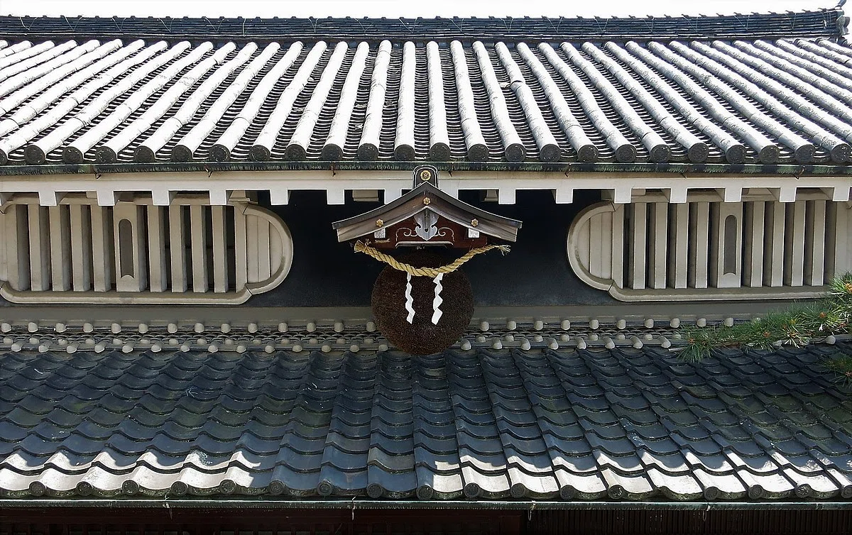 店の前に吊り下がっているあの玉の正体｜Seki