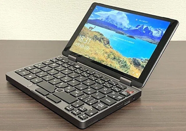 Core m3-8100Y、12.5インチ 917gの中古PC「NEC VersaPro VH-4」が