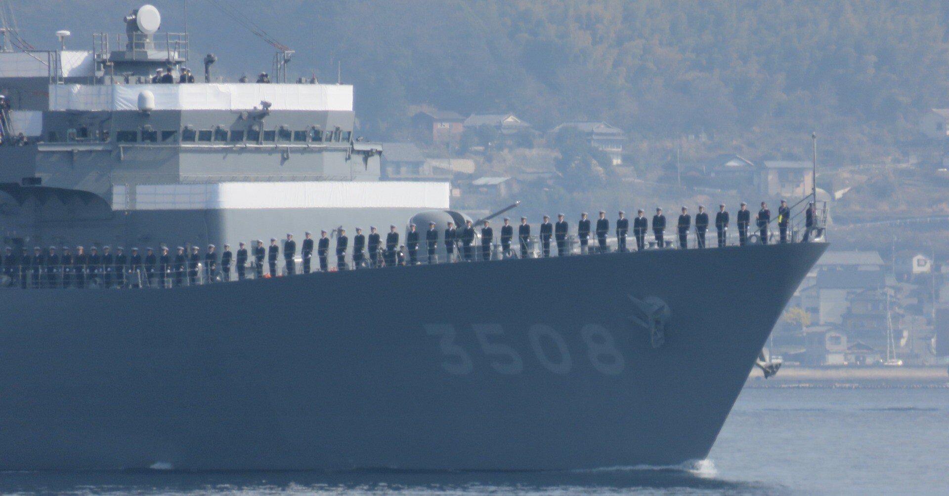 日記】練習艦隊出港を見送りに行った｜葛城マサカズ
