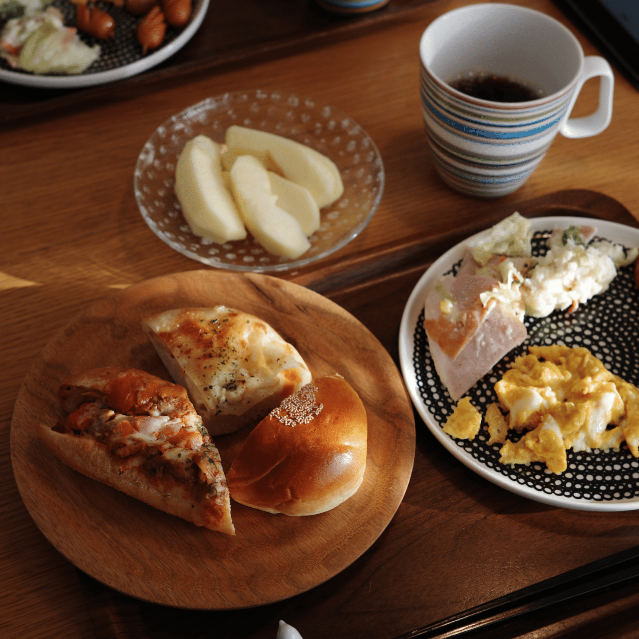 ハービーソーセージ、リンゴ、サワー種の詰め物のレシピ