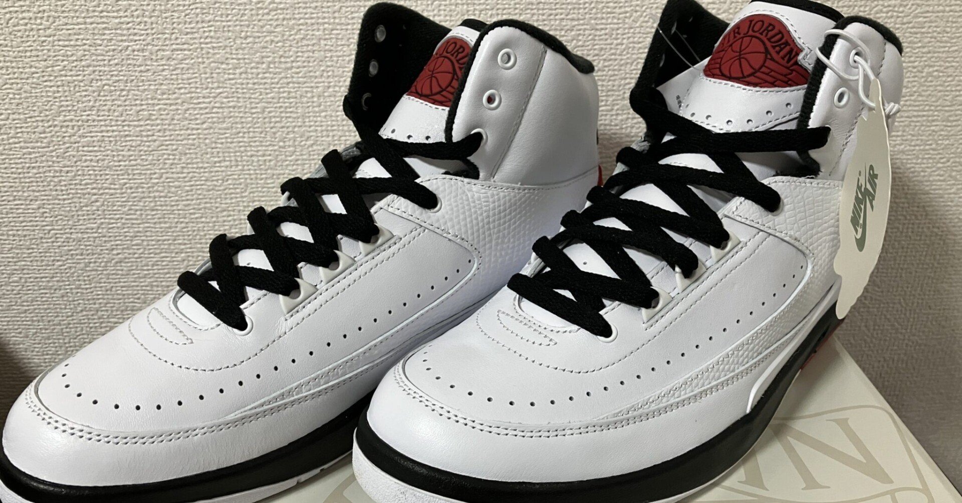 Air Jordan 2 ホワイト/ブラック/レッドエアジョーダン 広瀬すず