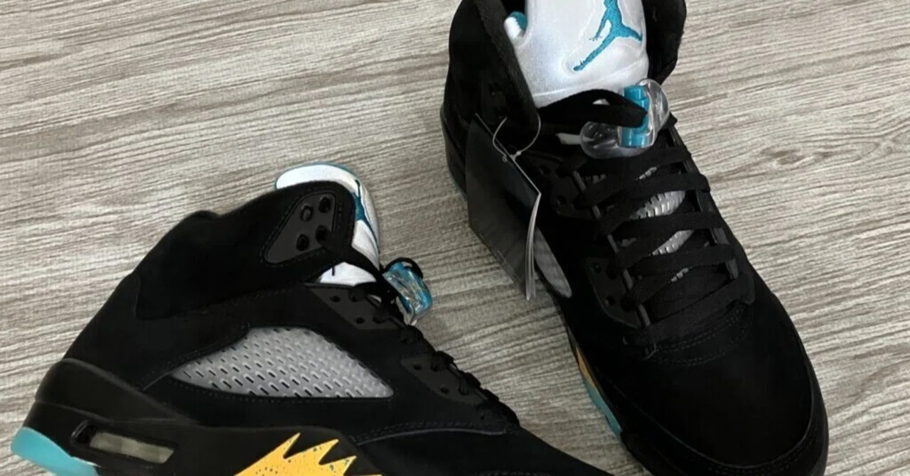 Perfect for when you want to swim!?] AIR JORDAN 5 AQUA Review!｜黒