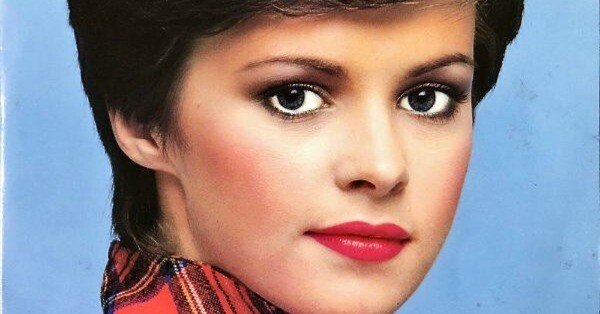 ce5bacaba73a19869c7c1e1b1b8a12