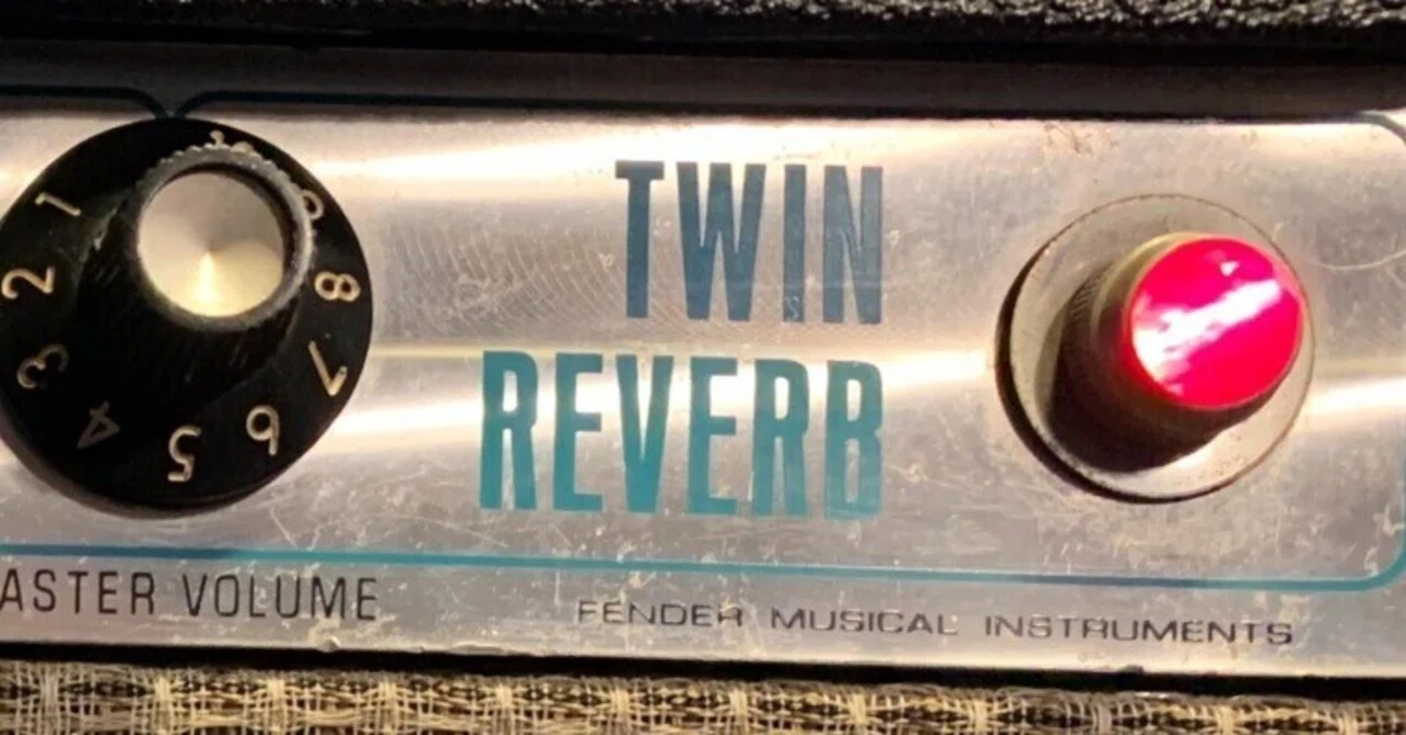 昔昔の一日一機材 Fender Twin Reverb (銀パネ)|渡辺直樹 昔昔の一日一機材 Fender Twin Reverb (銀パネ)|渡辺直樹