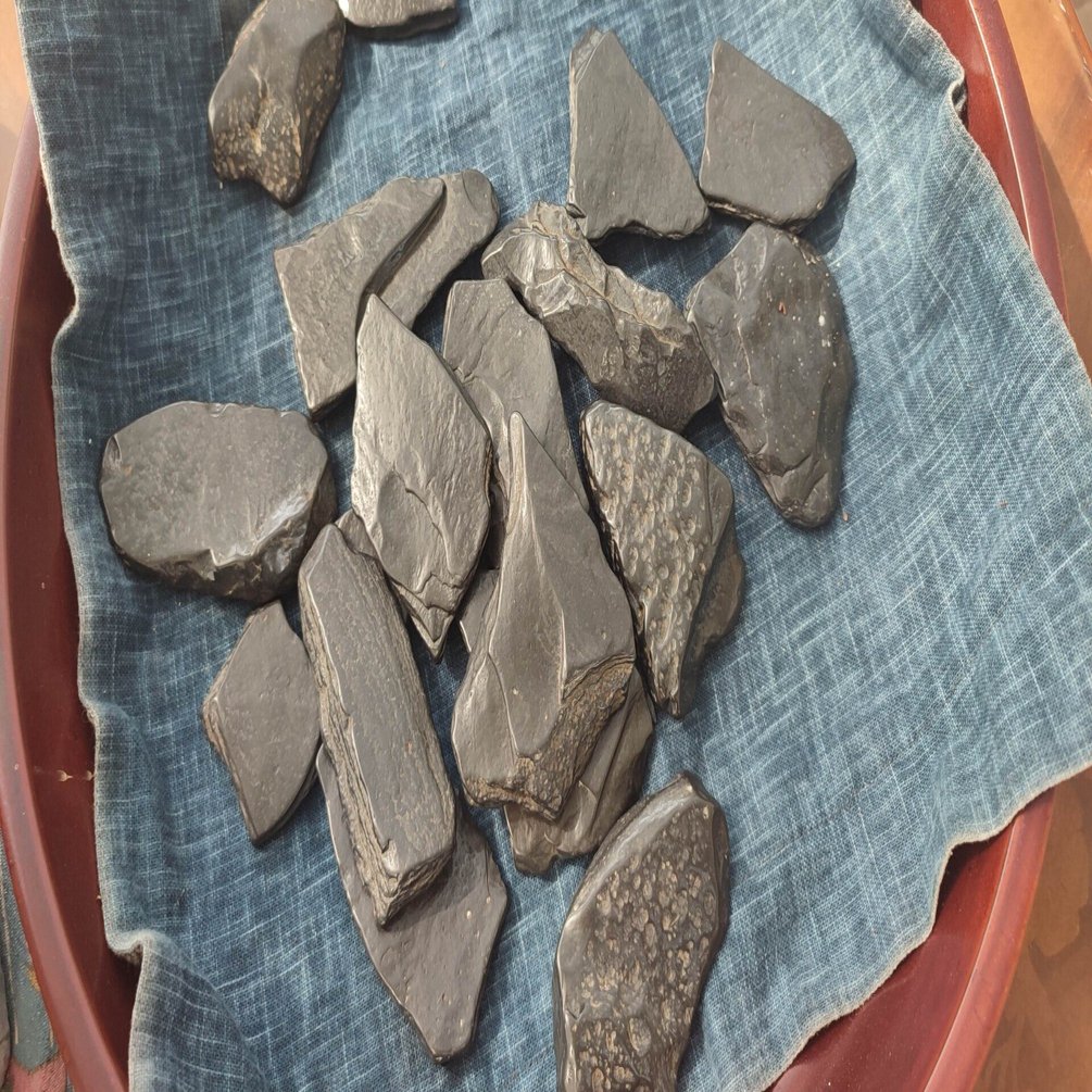 変化してゆくニギニギサヌカイトという楽しみ｜omuomu