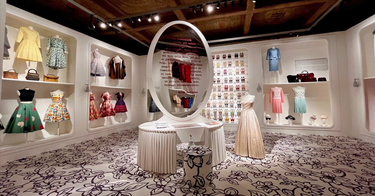 ドレスと、宮殿と、フェラガモと。 Ferragamo Museum n.4