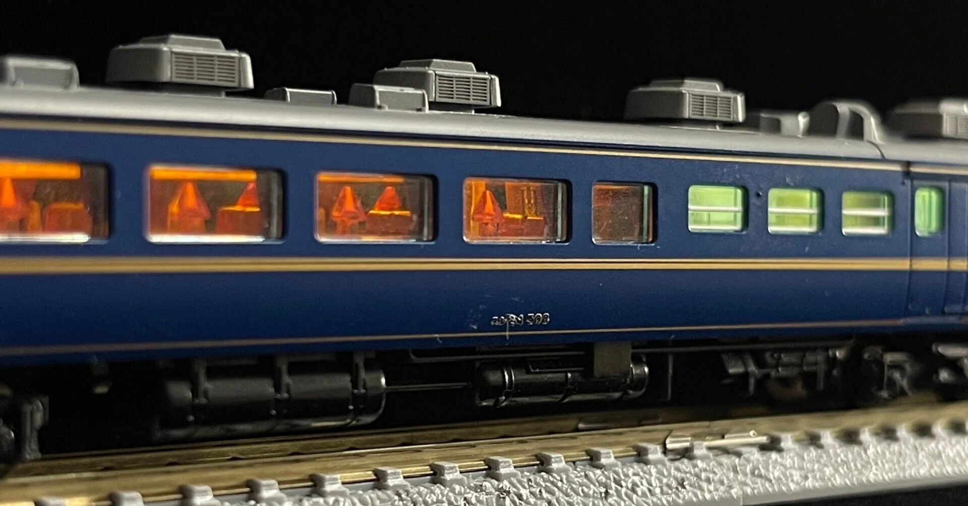 車両紹介】 スシ24-500(北斗星食堂車 / JR東日本、JR北海道)|こもも 車両紹介】 スシ24-500(北斗星食堂車 / JR東日本、JR北海道)|こもも
