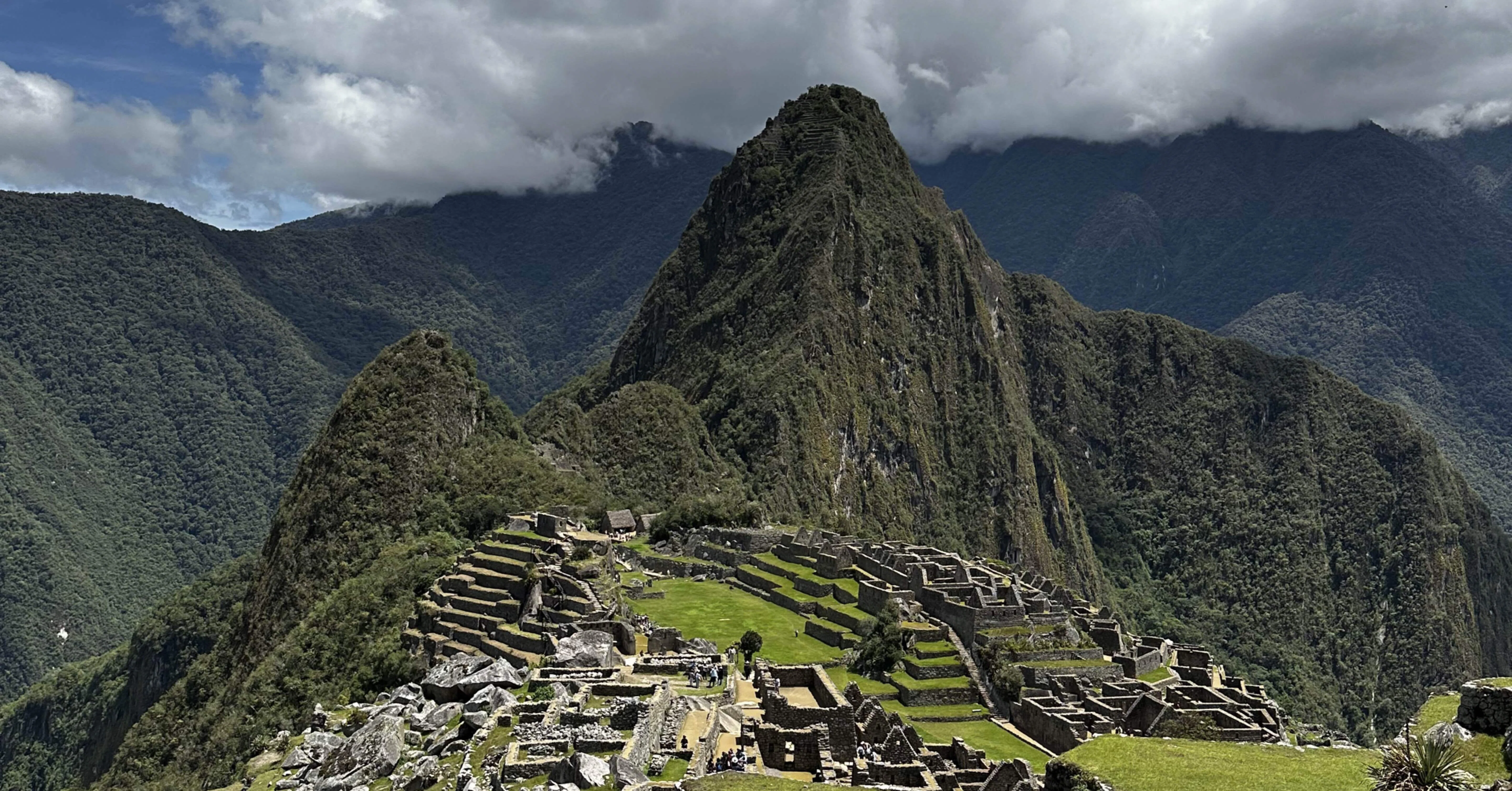 ペルー マンタ マチュピチュのお土産 カラフルな民族模様 チョリータス