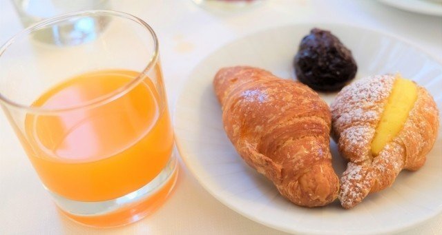 欧州旅行で試したい スーパーマーケットのフレッシュオレンジジュース パリ節約自炊生活番外編 Yukakudo12 Note