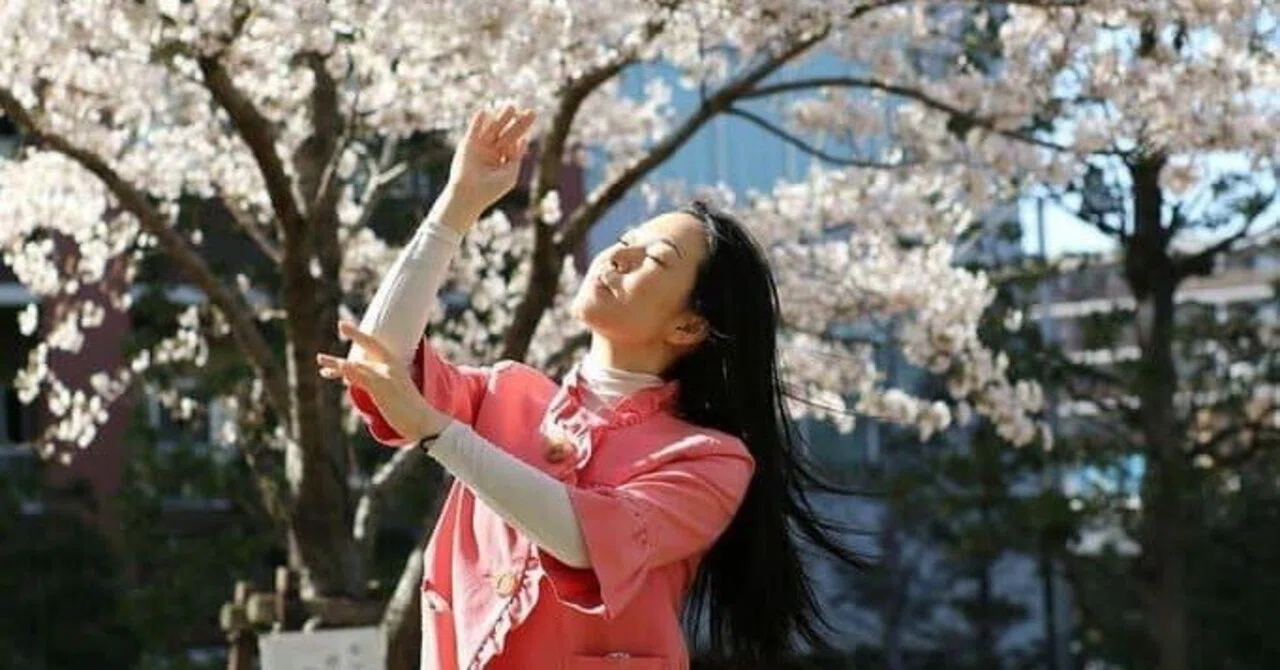 桜に宿る神様?(瞑想舞主宰の香織さんの記事より)｜kimiko