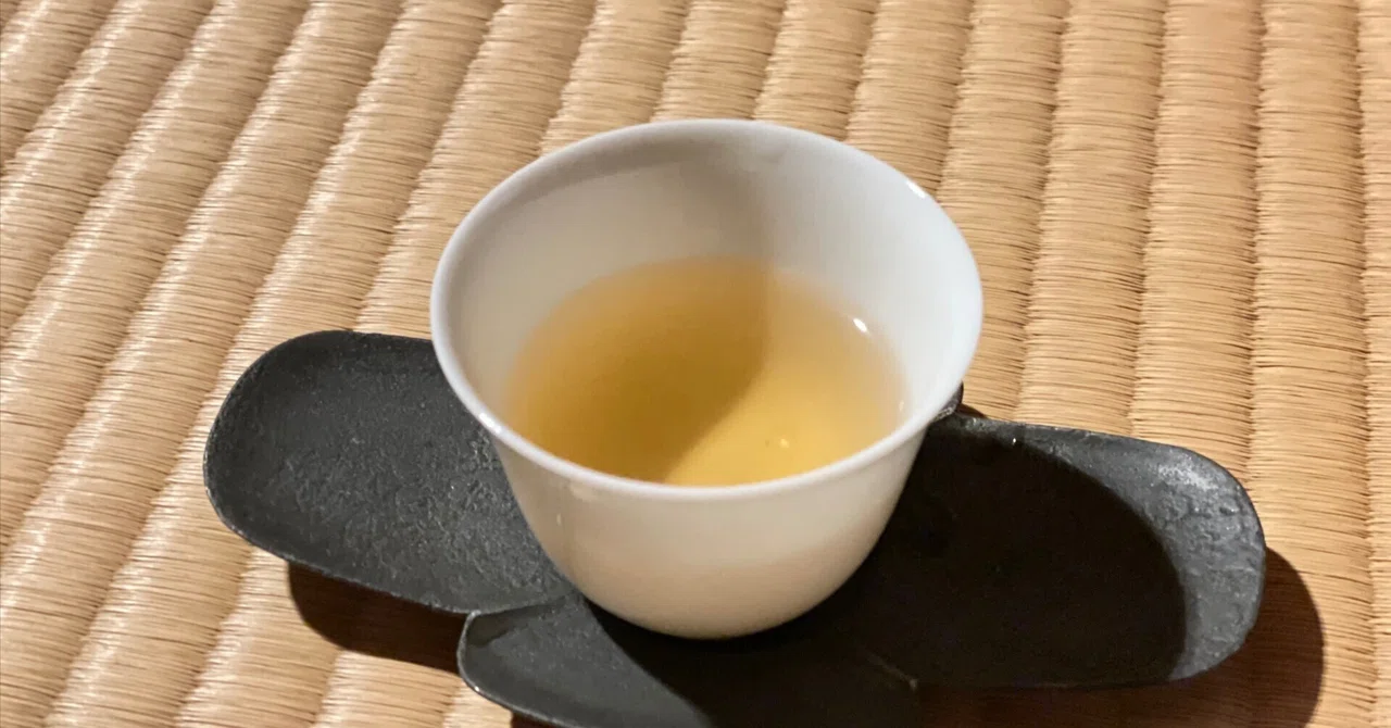 Bug Poop Tea A Kyoto University Researcher Presents a Taste of Diversity; Insects ...