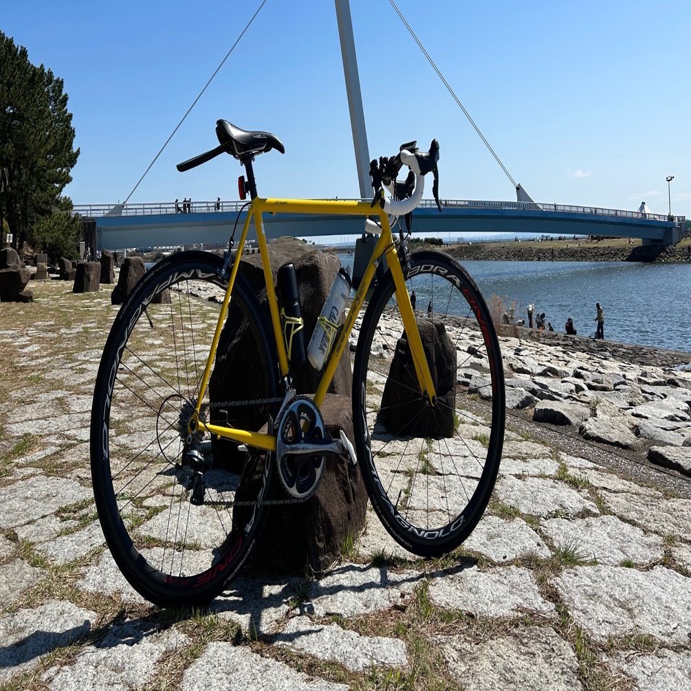 ロードバイク　felt F5パワーメーター付 ロードバイクfelt F5パワーメーター付