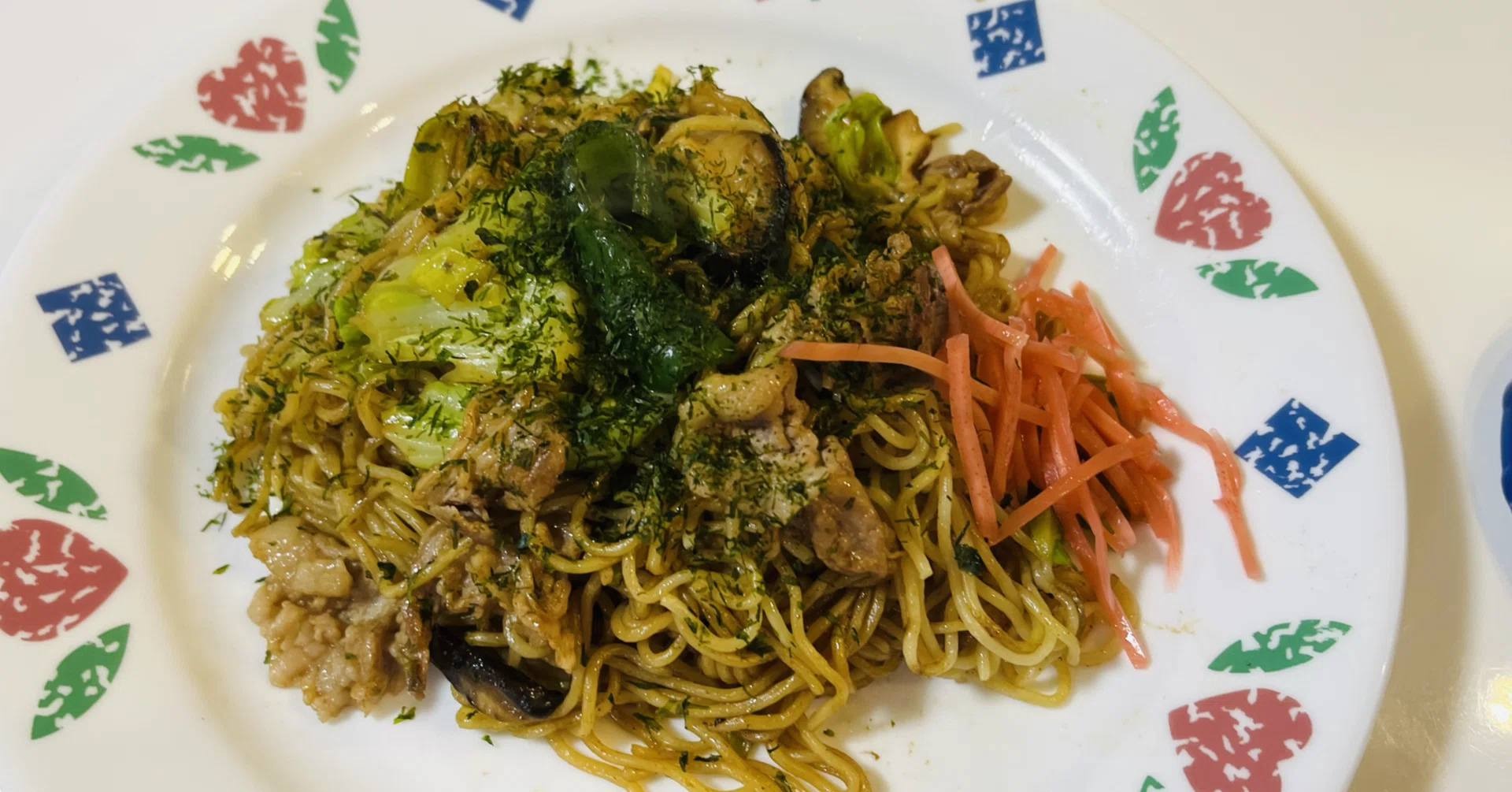 The secret to delicious yakisoba is to sear the noodles well