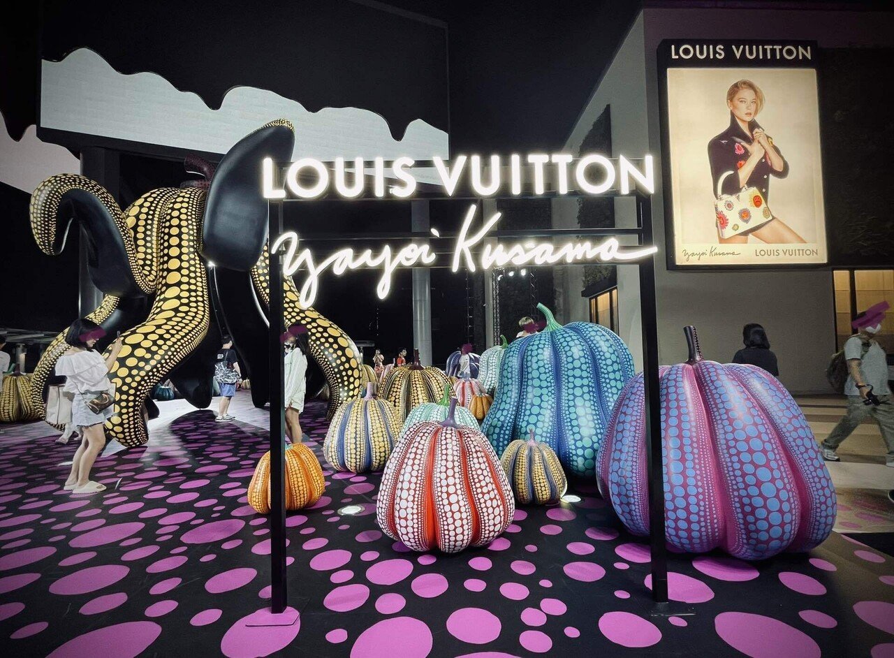 YAYOI KUSAMA X LOUIS VUITTON @SIAM PARAGON｜SANO note+ PROMPT