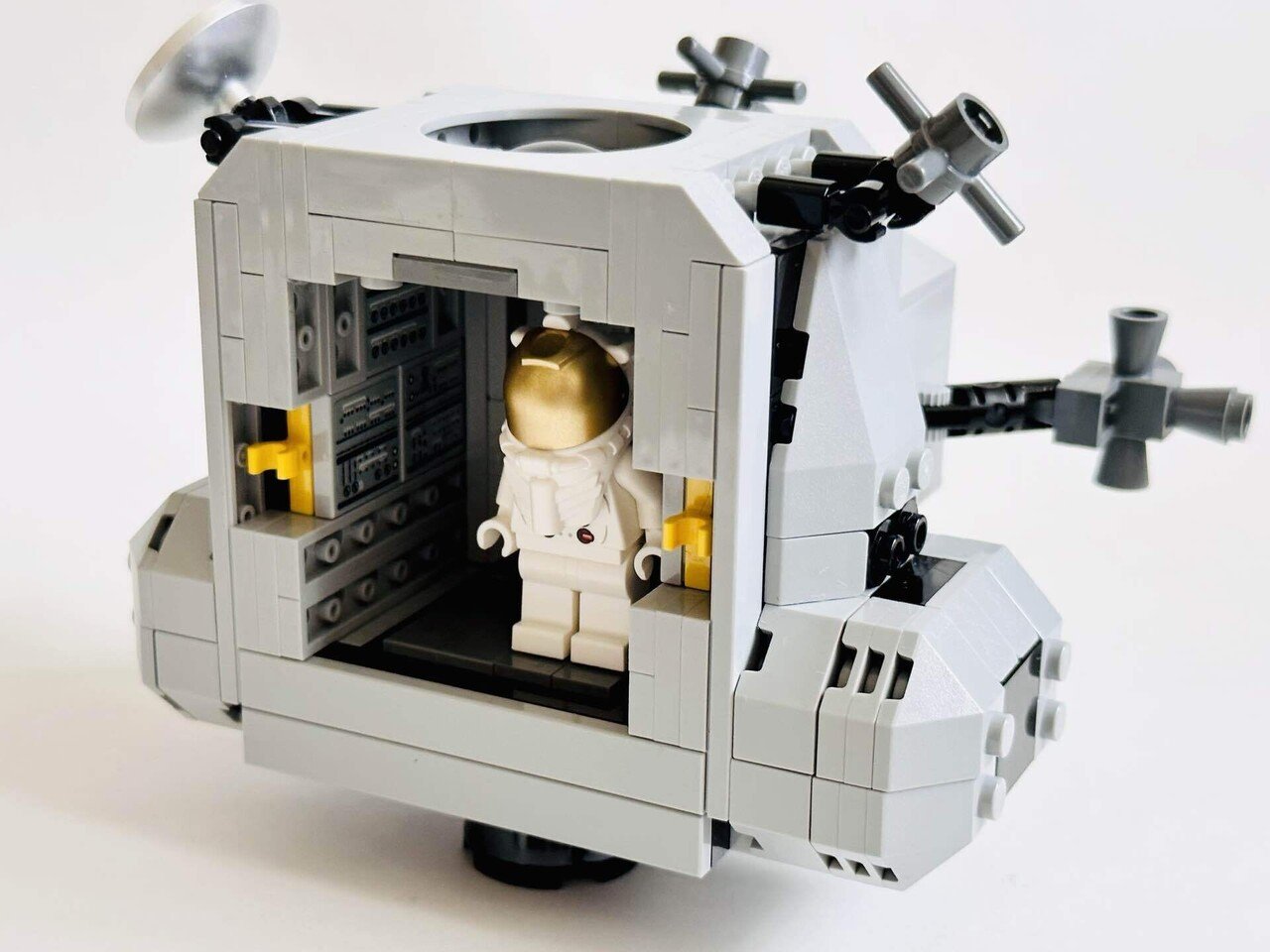 ☼☀︎☽　アポロ11号　月着陸船　新品未使用・絶版　☾☀︎☼ アポロ11号月着陸船 (レベル科学教材シリーズ 1/48)