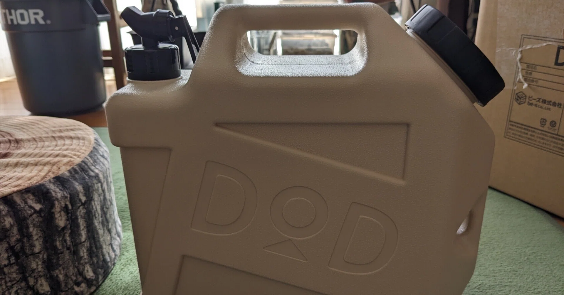 キャンプギア】「DOD（ディーオーディー）」さんの「ジミニータンク 水 