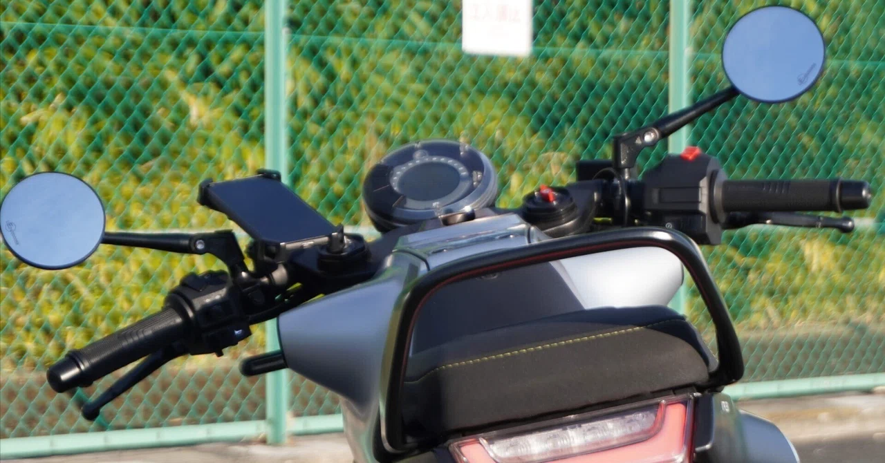 ヴィットピレン401 純正オプション バーエンドミラー VITPILEN ヴィットピレン401 純正オプション バーエンドミラー VITPILEN