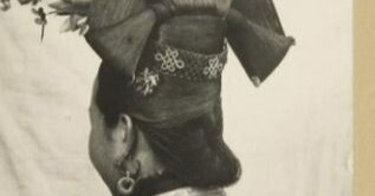 ✴アンティーク 「中国ペア人形」✴頭と手足は陶製・清朝時代の服装と