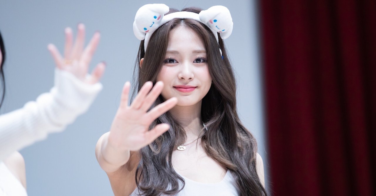 TWICE ナヨンミナダヒョン Kcon2016サイン入りオリジナルTシャツ TWICE TWICE ナヨンミナダヒョン Kcon2016サイン入りオリジナルTシャツ TWICE