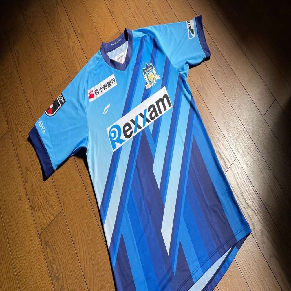 ともさんのユニフォームレビュー。カマタマーレ讃岐2023｜ともさん