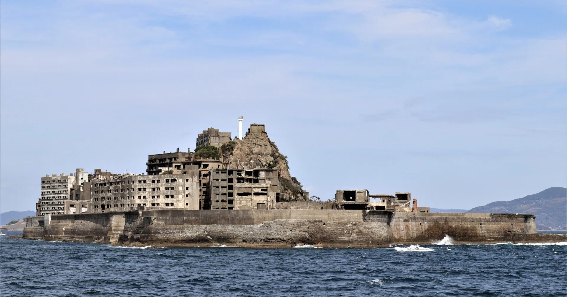 写真】軍艦島クルーズ Day2 周遊｜Abbey -旅するように暮らす、暮らす