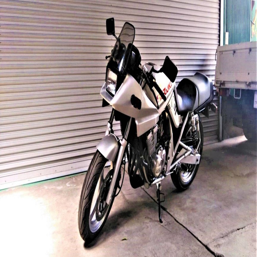 スズキGSX250Sカタナ 走行1000km未満 売切御免｜TimeTrip