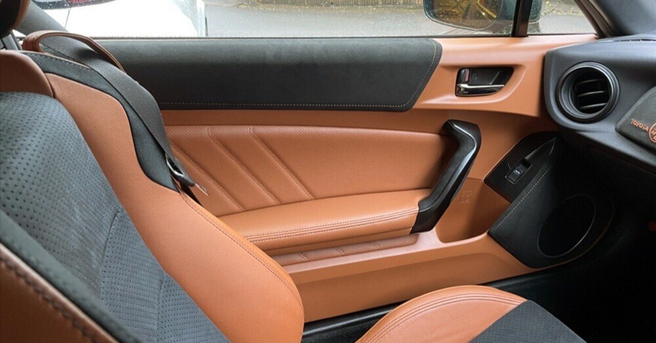 86 BRZ ステアリング トヨタ 純正 タンカラー ハンドル オレンジ レザー 86 BRZ ステアリング トヨタ 純正 タンカラー ハンドル オレンジ レザー