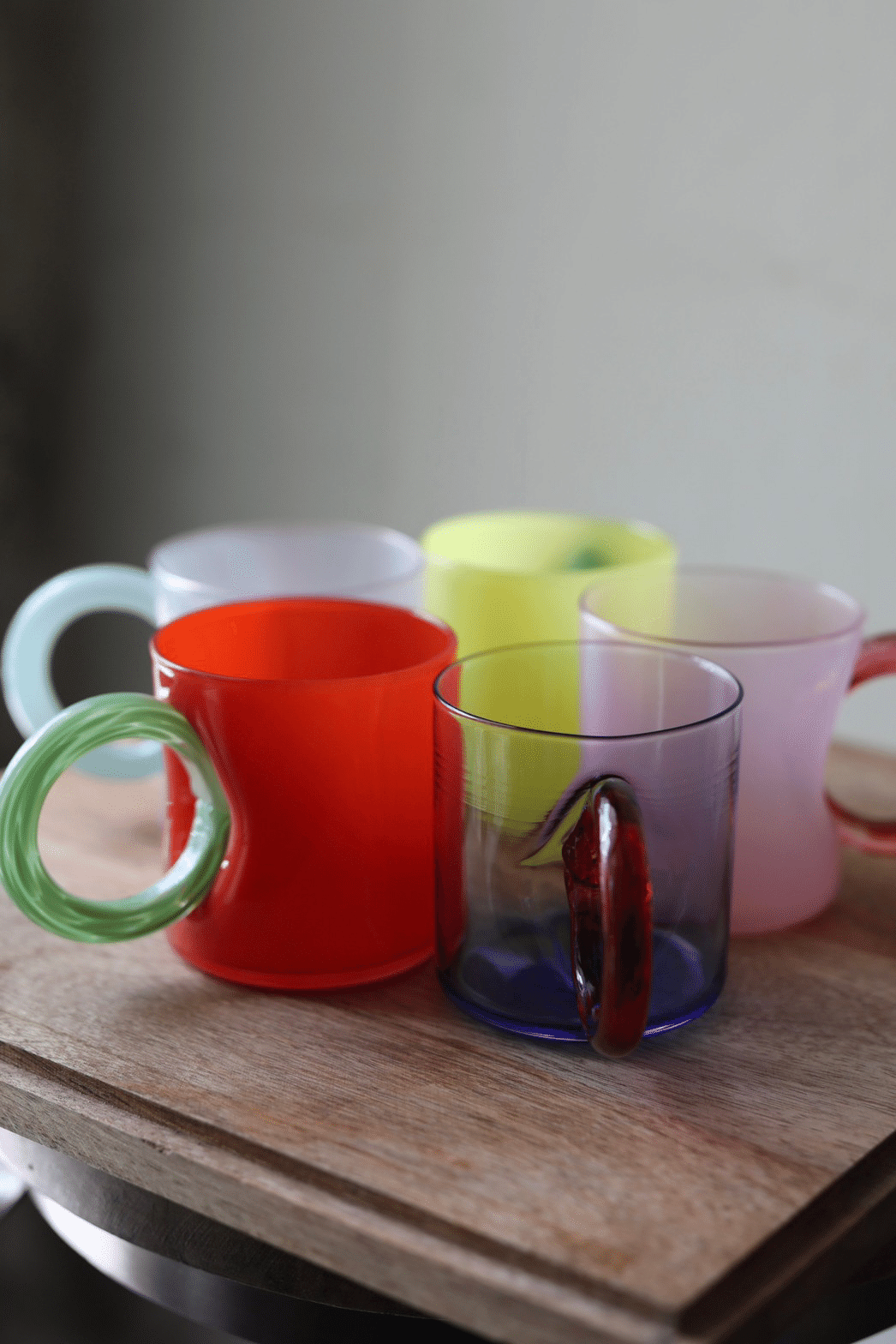 長町三夏子氏のガラス作品『ぽわにえ』と『ムリーニ』が美しい