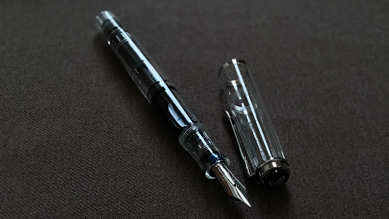 Pelikan クラシックM205 デモンストレーター｜黑猫