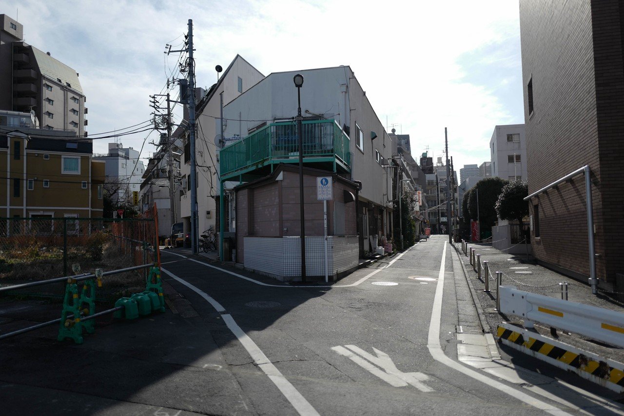 Amomentoftokyo 見事なまでの三叉路 平穏 Note