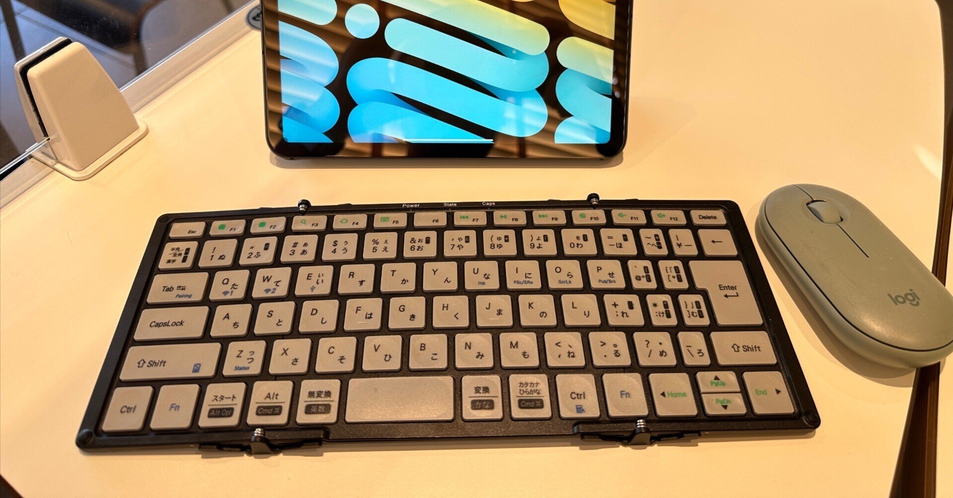 専用 iPad miniとロジクールキーボード