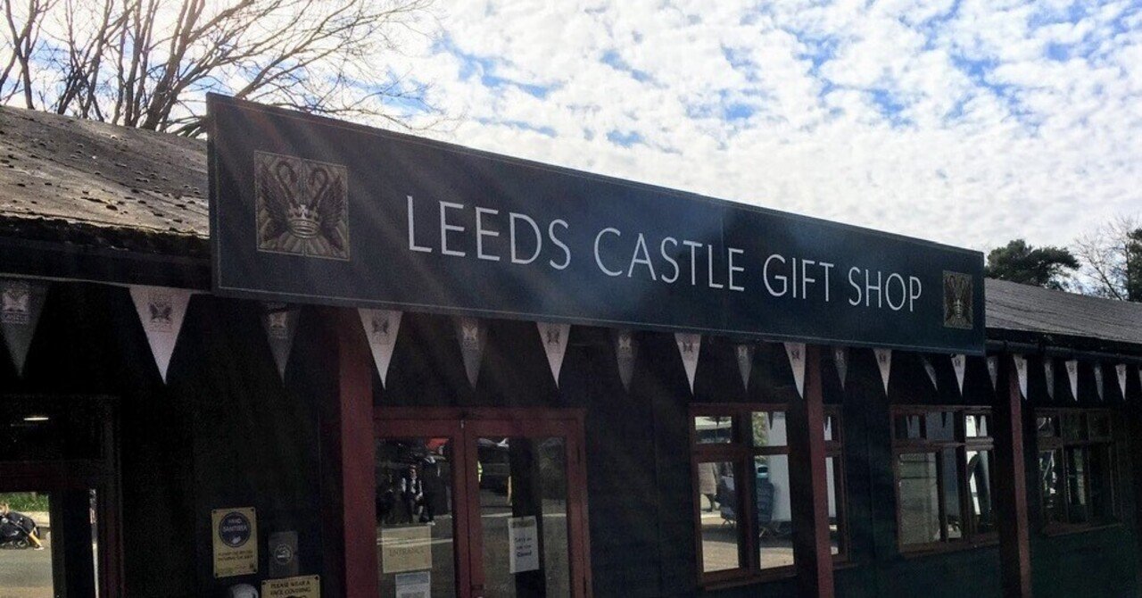 note版】白鳥がたくさんいる「リーズ城」のシンボルは黒鳥