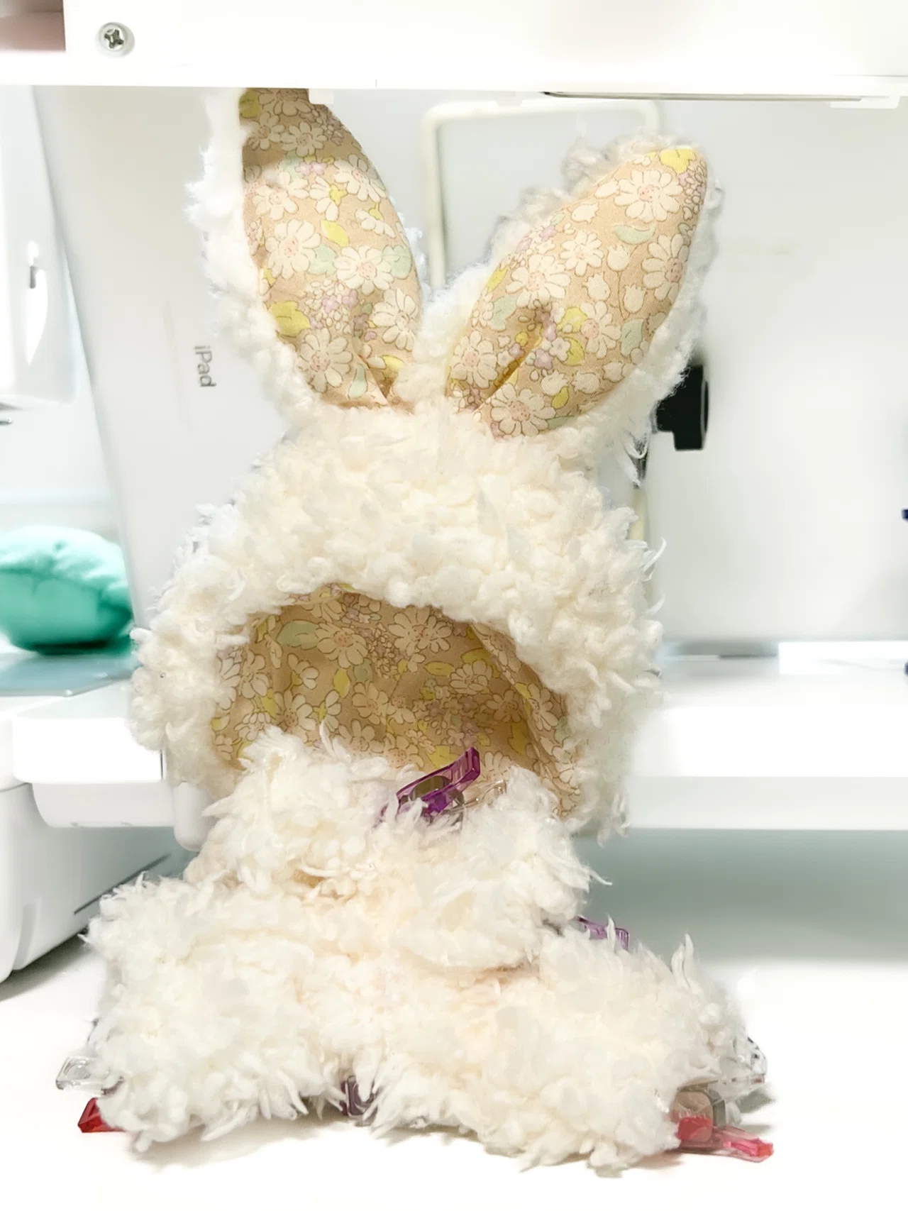 推しに可愛い服を着せたいっ／〜うさぎのおすわり着ぐるみ編〜｜nuitto