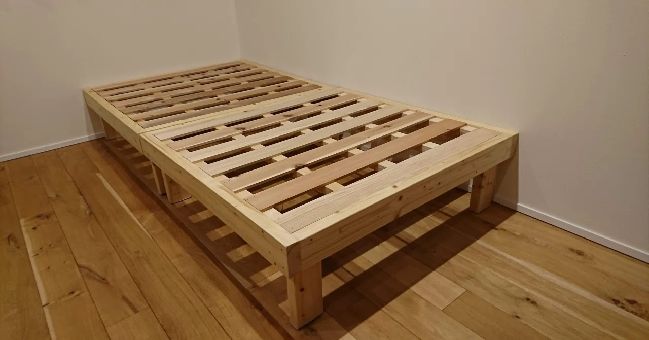 ホームセンターで入手できる木材でベッドを作ってみた｜あれ