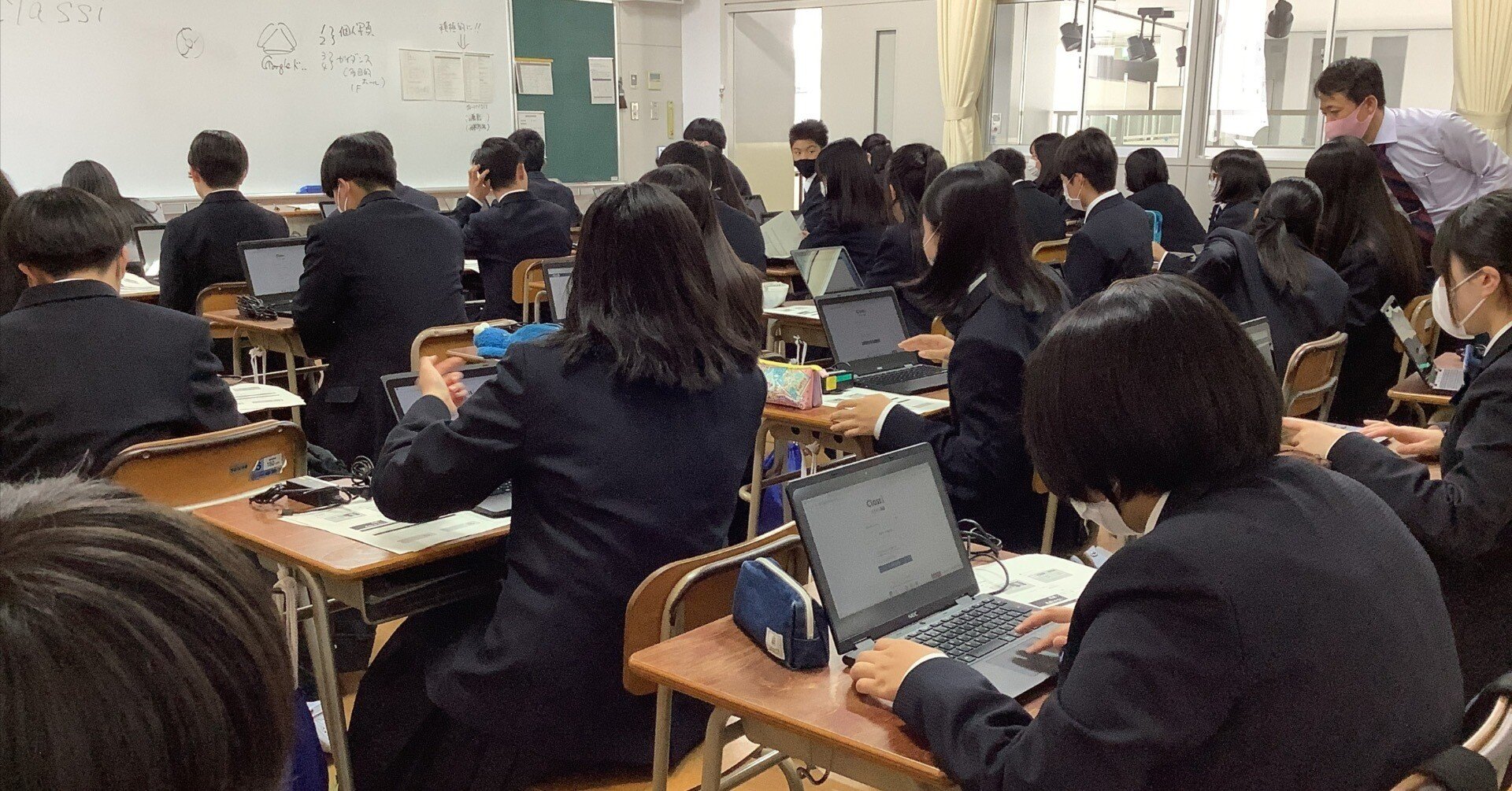 1年生一人一台端末ガイダンス ｜大阪府立大阪ビジネスフロンティア高等