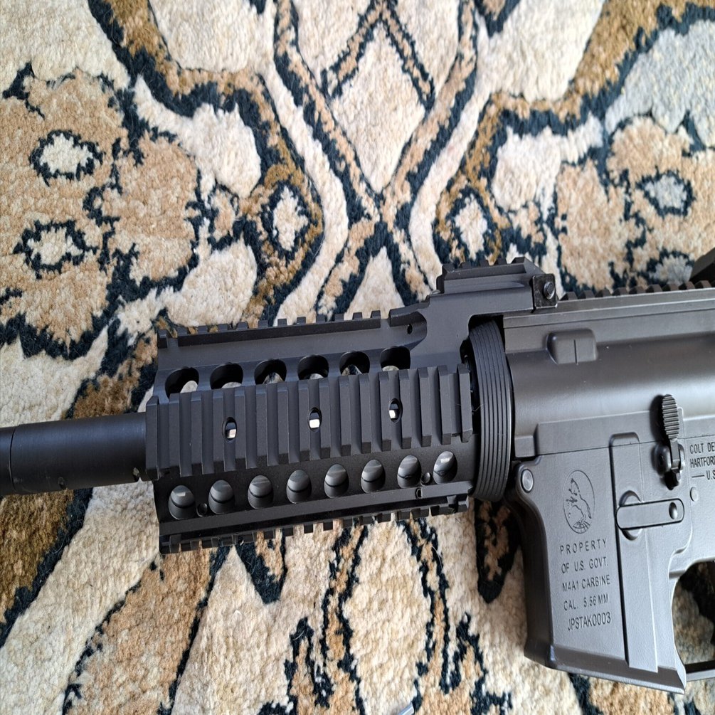 実物 KAC RAS2 ハンドガード M4A1 トレポンアッパーレシーバーセット 実物 KAC RAS2 ハンドガード M4A1 トレポンアッパーレシーバーセット