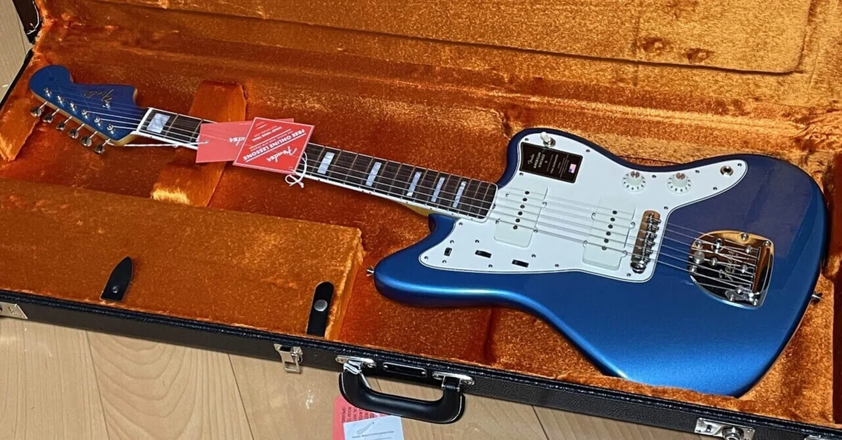 My New Gear…【14人目の娘（Fender American Vintage II 1966 