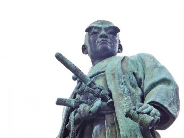 皇居周辺の「銅像」をめぐる｜Saburo（辻 明人）