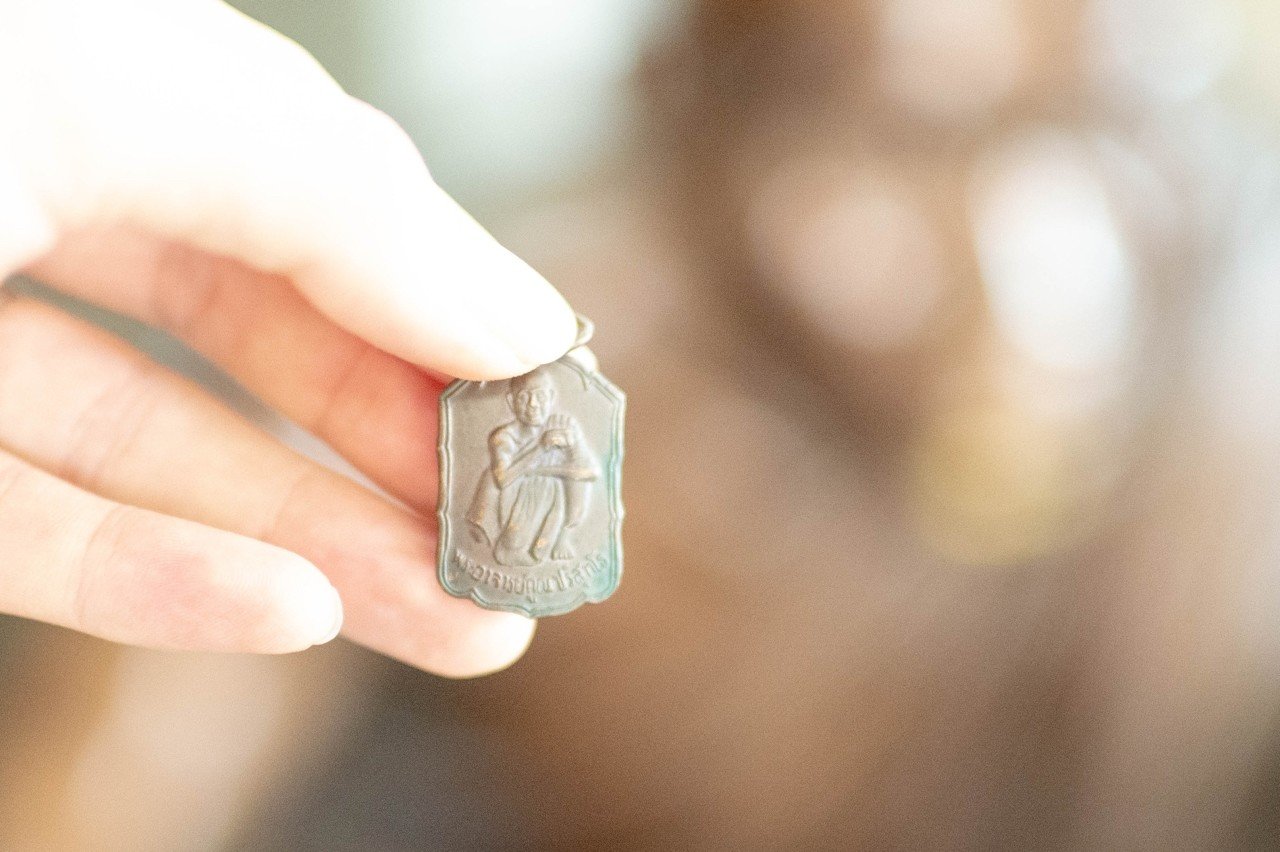 タイの仏教の信仰の深さとプラクルアン｜あいばたいき