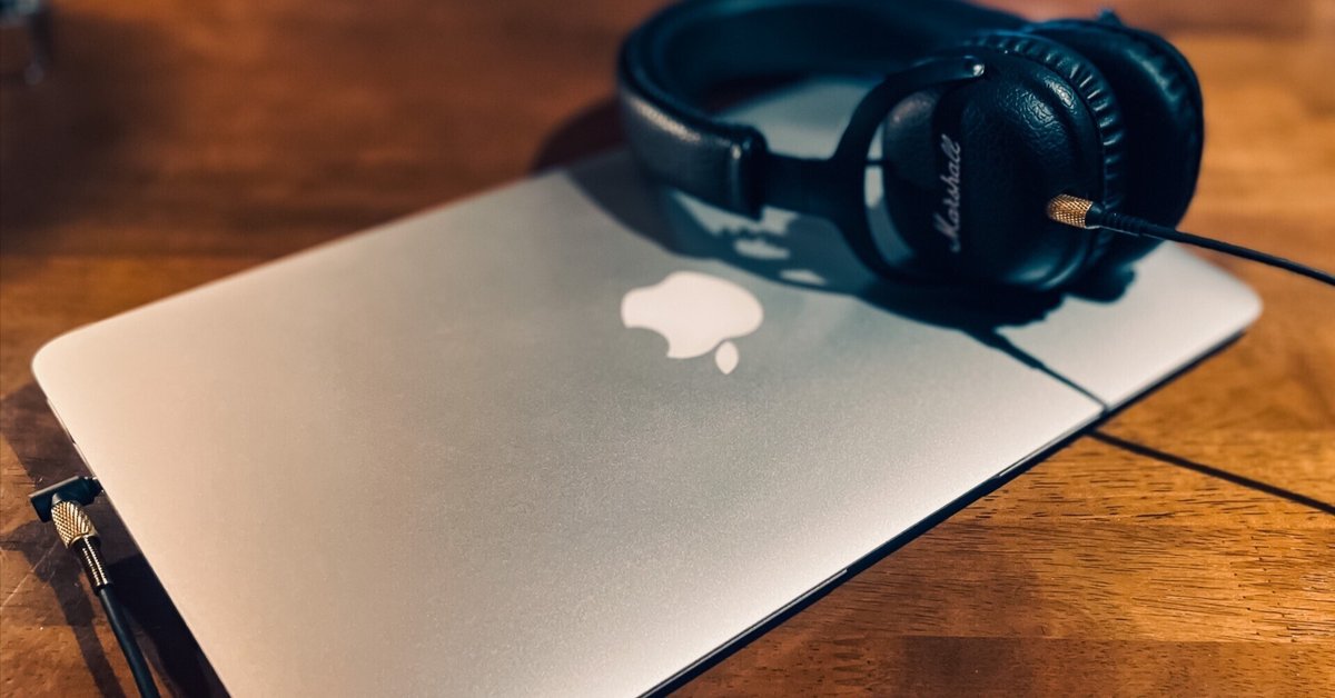 中古】MacBook Air (11インチ,Early 2015)
