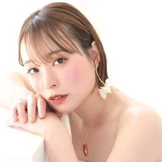 假屋舞 | 内側から満ちる、人生のつくり方