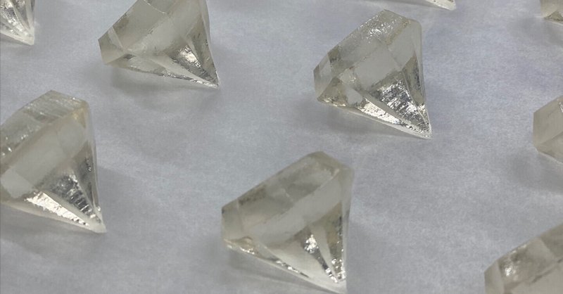 4月限定誕生石ダイヤモンド、モルガナイト開発秘話