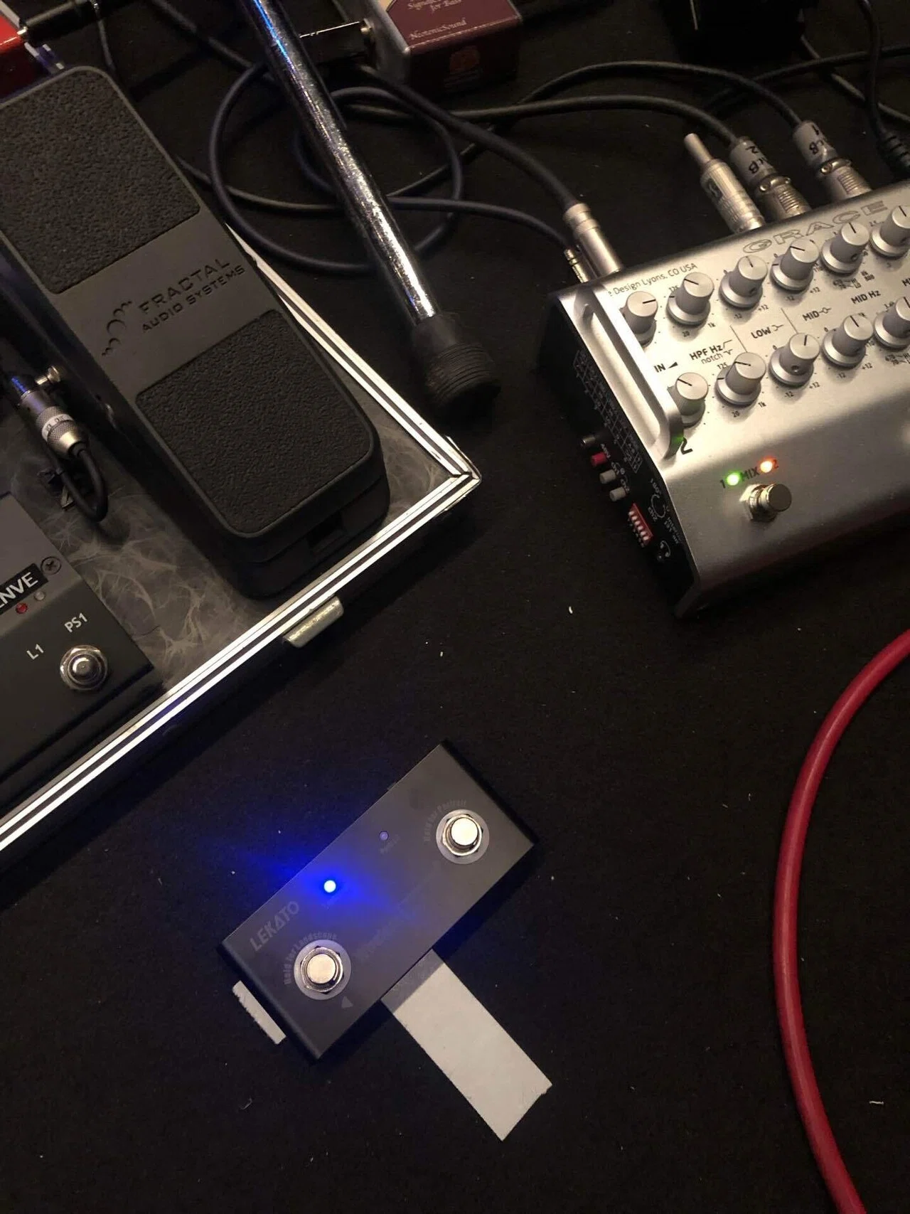 iRig BlueTurn 譜面送りペダル iRig BlueTurn - IK Multimedia | Hookup, Inc.