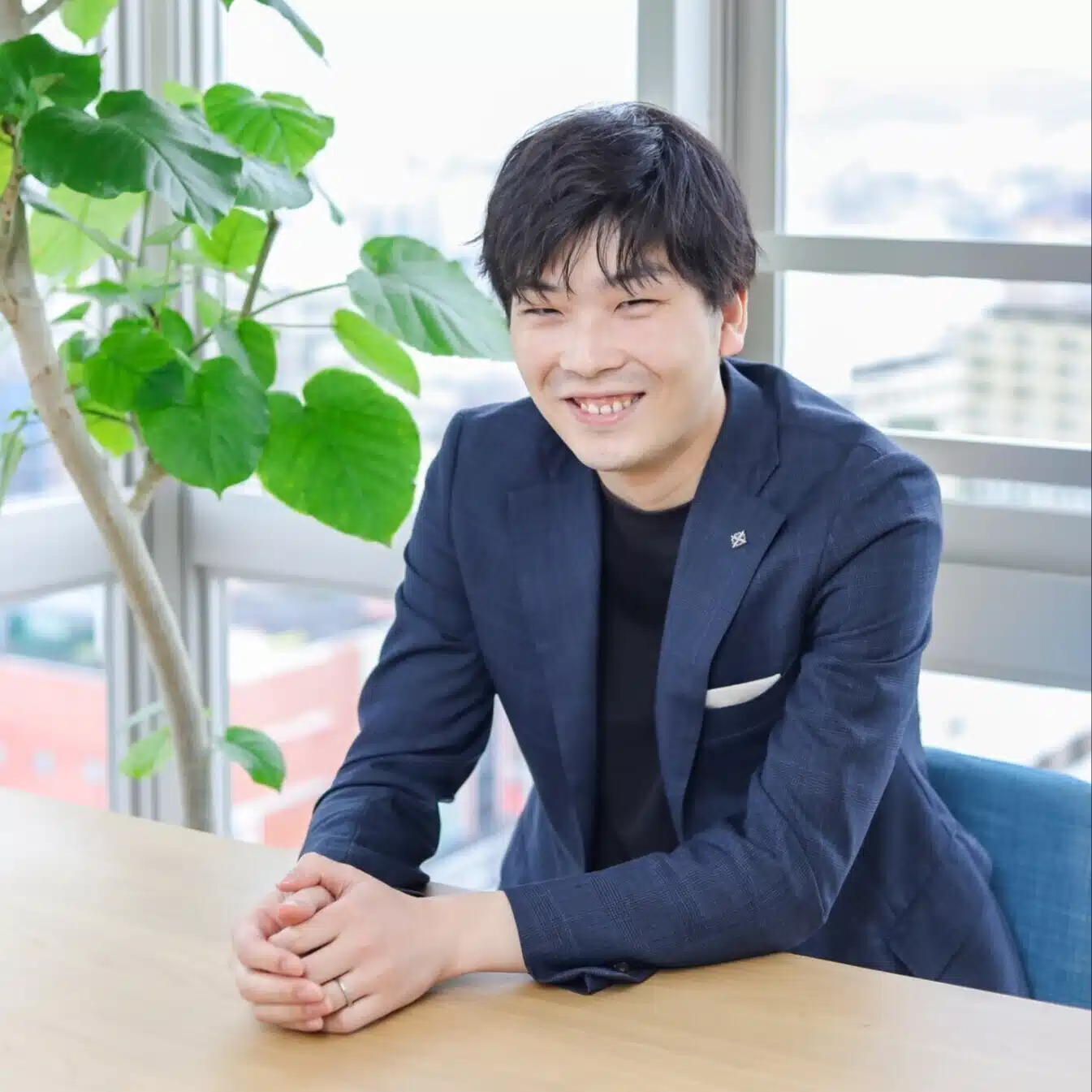 安江 一勢 | 20代税理士 | 士業専門ビジネスコーチ