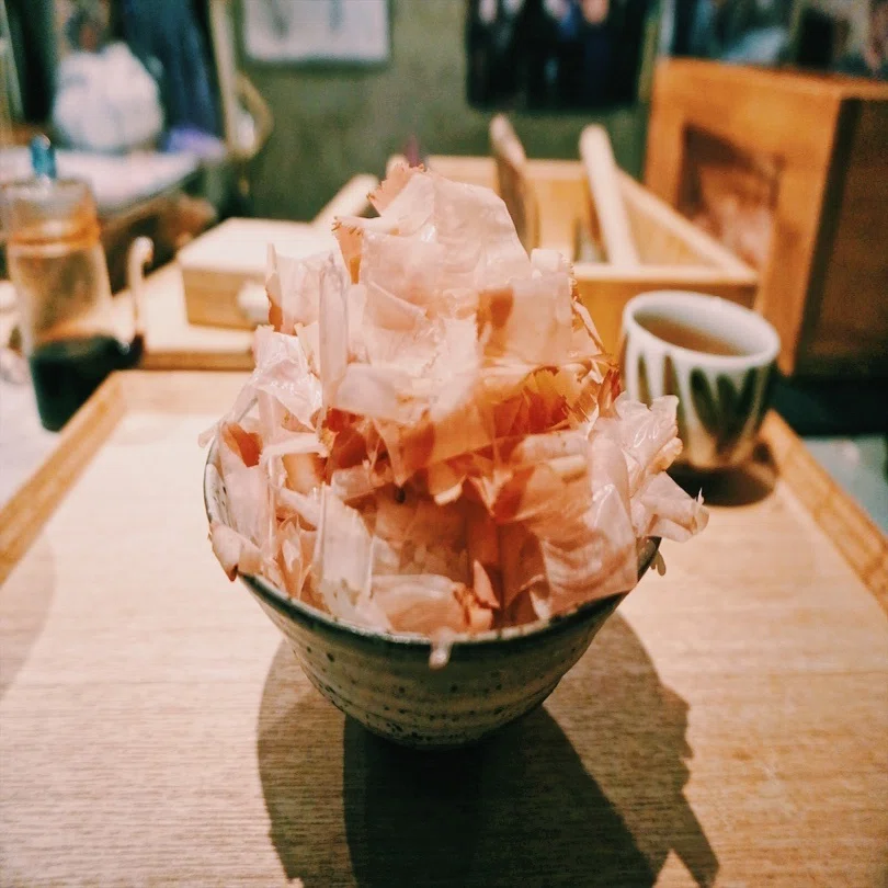 渋谷で食べる、日本で最高峰の鰹節ご飯をいただいたので、紹介します 