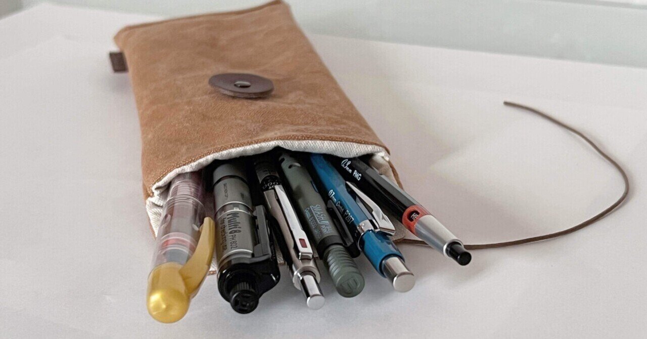 未使用 yuruliku (ユルリク) 収納ケース&ペンケース FLAT tool case / 3 Pens -Iron Black-] お気に入りの万年筆・3