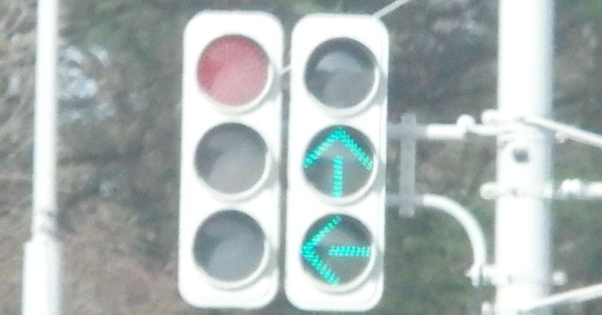 短フードの京三VSP親子灯器と右折矢印灯 in 北佐久郡軽井沢町