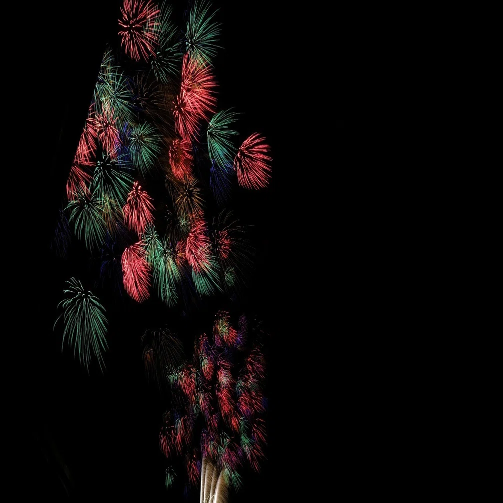 花火写真⑧ 花火の撮り方（我流ですが）｜FUJIFILM X-E4｜XF14mmF2.8R｜So🇯🇵