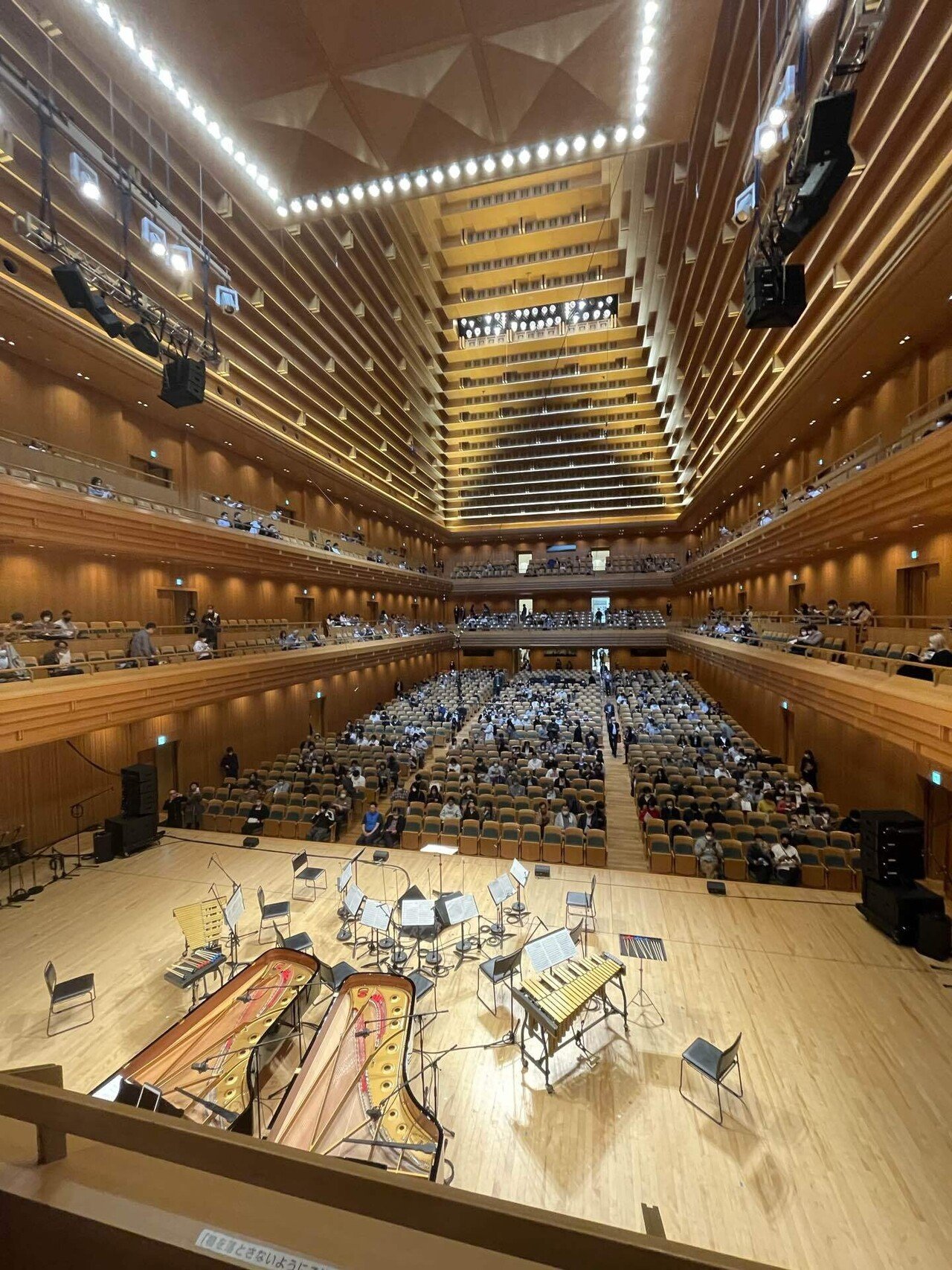 コリン・カリー・グループ ライヒ《18人の音楽家のための音楽