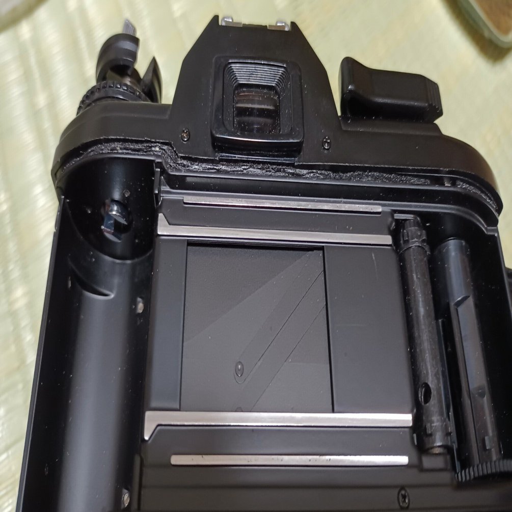 Nikon EM、モルト貼りました。｜ジャイキリ🍑🏉⚾📸